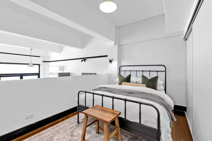 Chic and Central Loft 13